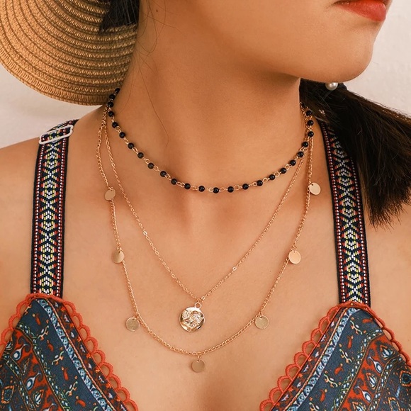 Jewelry - 3/$25⚡️layered sequin coin angel beaded necklace